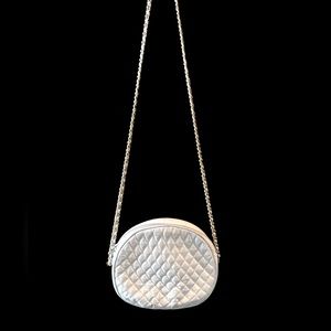 Giani Bernini Crossbody Bag White Quilted Vegan Leather Beige Interior Brand New